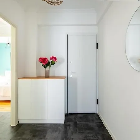 Urban Haven In Pagrati By Mk Athens