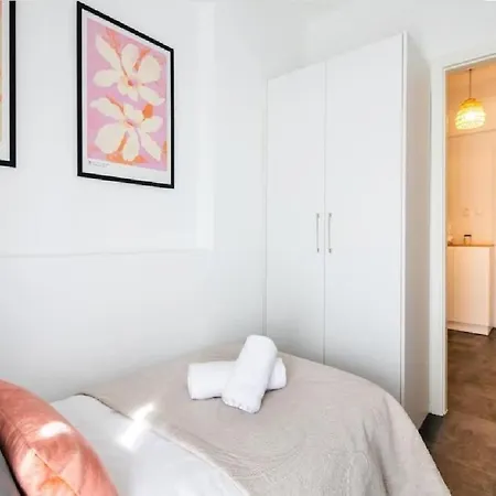Urban Haven In Pagrati By Mk Apartment *