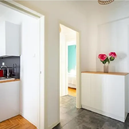 Urban Haven In Pagrati By Mk Apartment